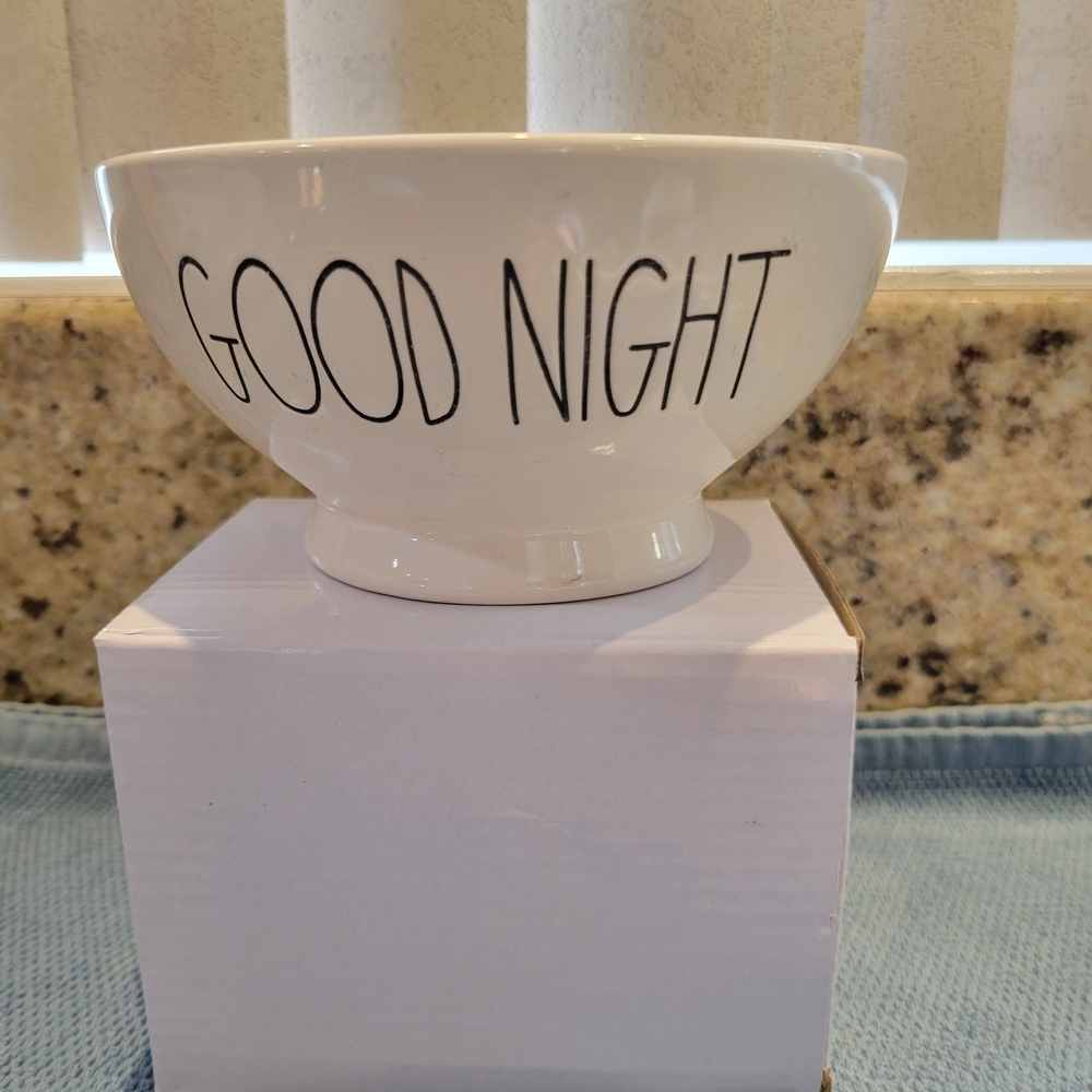 Rae Dunn🌺Ceramic Bowl with 'Good Night'